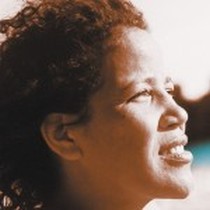 Romy Camerun und Band