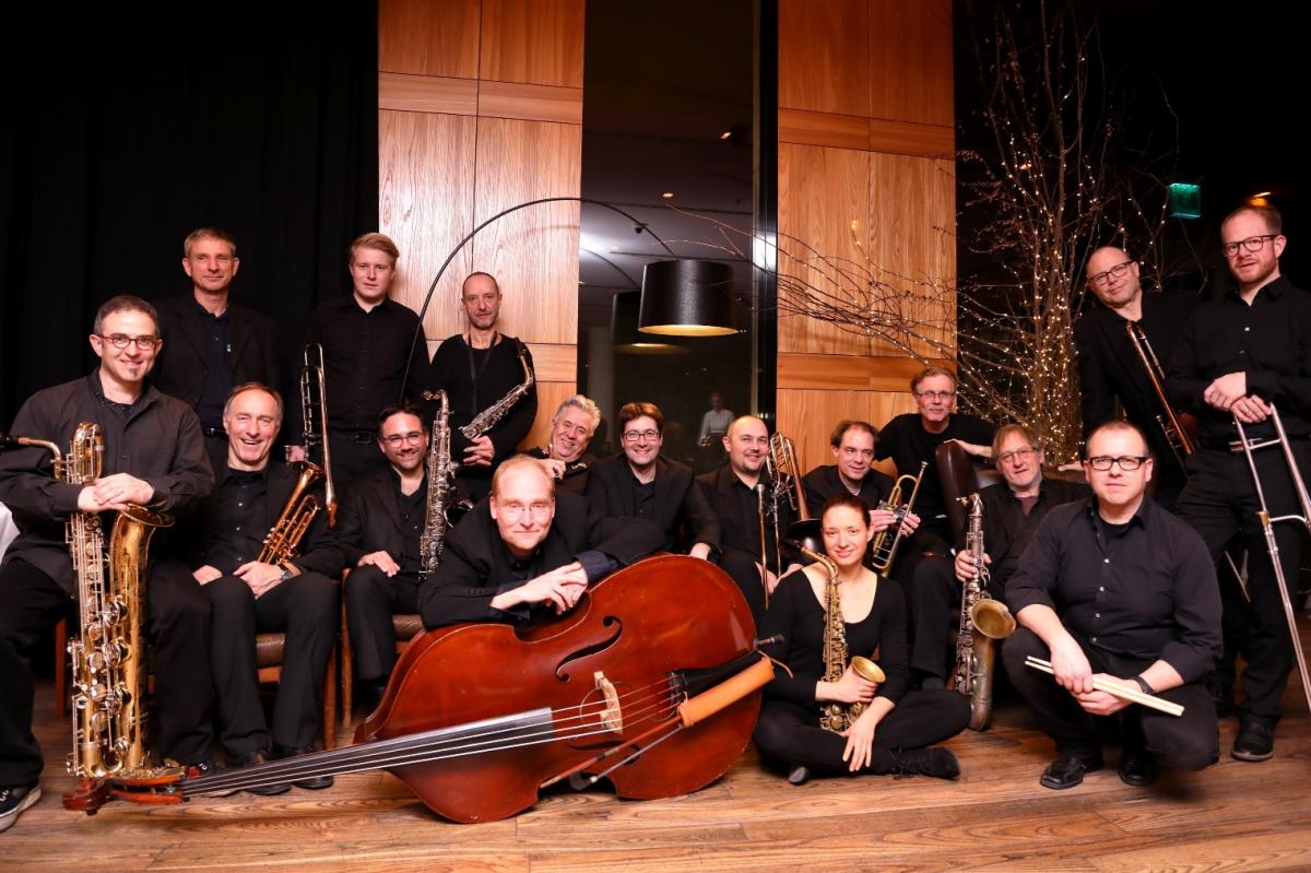 LAKE SIDE JAZZ ORCHESTRA