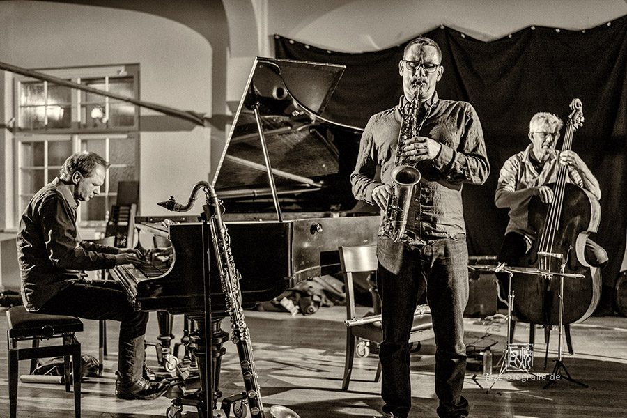 Kaufmann / Gratkowski / de Joode